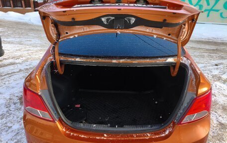 Hyundai Solaris II рестайлинг, 2015 год, 929 000 рублей, 23 фотография