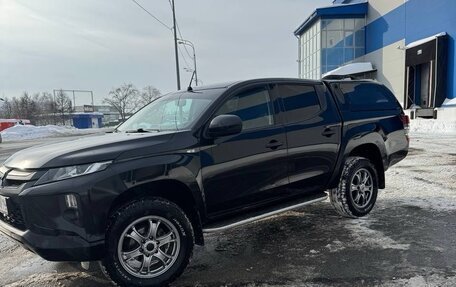 Mitsubishi L200 IV рестайлинг, 2021 год, 2 250 000 рублей, 10 фотография