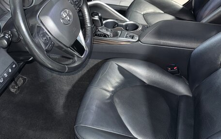 Toyota Camry, 2021 год, 2 350 000 рублей, 8 фотография