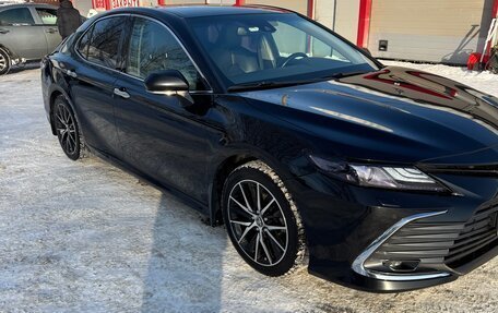 Toyota Camry, 2021 год, 2 350 000 рублей, 6 фотография