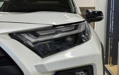 Toyota RAV4, 2025 год, 4 400 000 рублей, 10 фотография