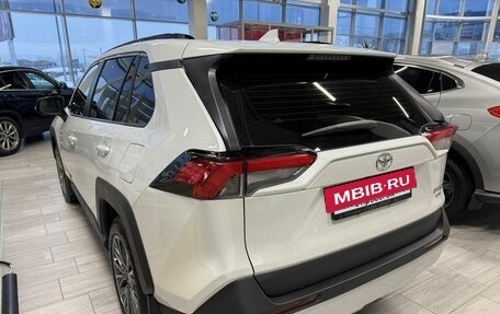 Toyota RAV4, 2025 год, 4 400 000 рублей, 4 фотография