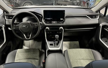 Toyota RAV4, 2025 год, 4 400 000 рублей, 18 фотография