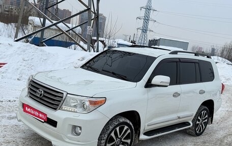 Toyota Land Cruiser 200, 2014 год, 3 750 000 рублей, 2 фотография