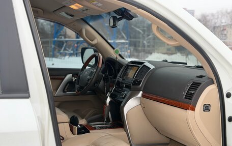 Toyota Land Cruiser 200, 2014 год, 3 750 000 рублей, 9 фотография