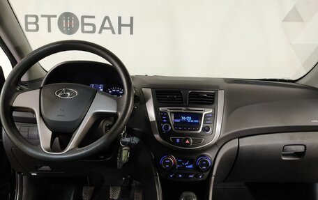 Hyundai Solaris II рестайлинг, 2016 год, 1 070 000 рублей, 11 фотография