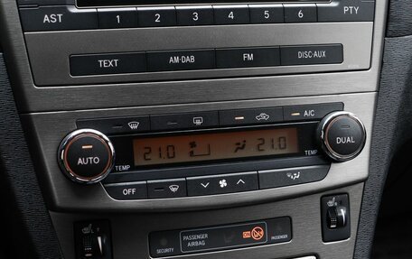 Toyota Avensis III рестайлинг, 2011 год, 1 390 000 рублей, 13 фотография