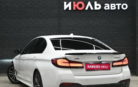 BMW 5 серия, 2021 год, 5 950 000 рублей, 4 фотография