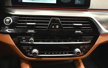 BMW 5 серия, 2021 год, 5 950 000 рублей, 20 фотография