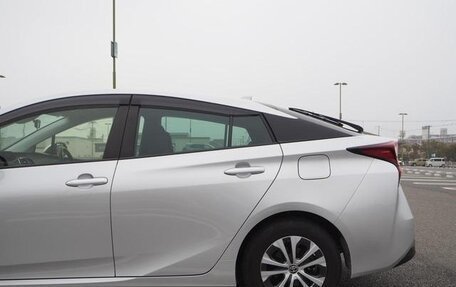 Toyota Prius IV XW50, 2022 год, 1 710 099 рублей, 7 фотография