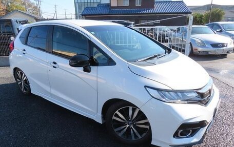 Honda Fit III, 2020 год, 900 000 рублей, 4 фотография
