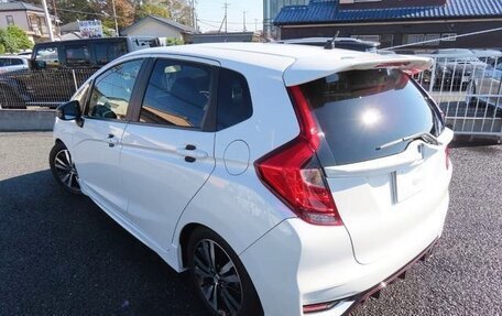 Honda Fit III, 2020 год, 900 000 рублей, 7 фотография