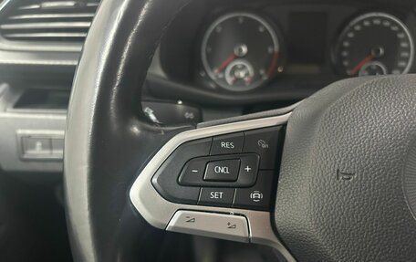 Volkswagen Multivan T6 рестайлинг, 2020 год, 5 150 000 рублей, 8 фотография