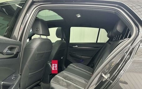 Volkswagen Golf VIII, 2022 год, 1 500 000 рублей, 8 фотография