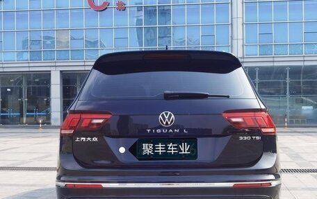 Volkswagen Tiguan II, 2021 год, 2 600 000 рублей, 6 фотография