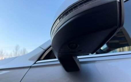 Volkswagen Tiguan II, 2021 год, 2 600 000 рублей, 24 фотография