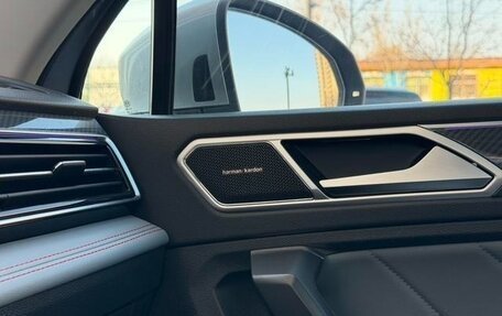 Volkswagen Tiguan II, 2021 год, 2 600 000 рублей, 27 фотография