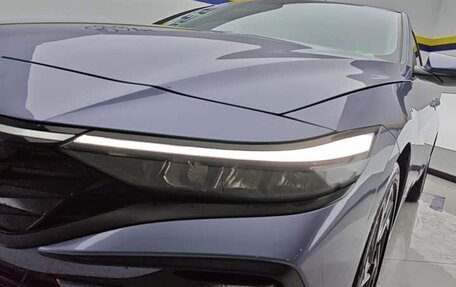 Hyundai Elantra, 2023 год, 1 655 000 рублей, 4 фотография