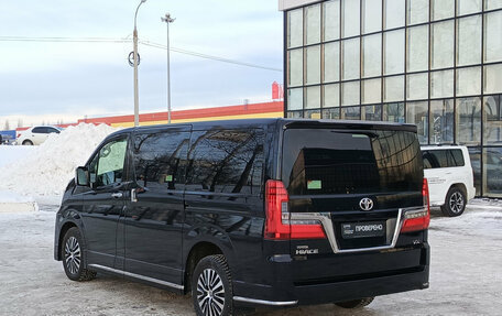 Toyota HiAce H300, 2021 год, 6 699 000 рублей, 7 фотография