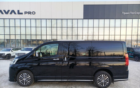 Toyota HiAce H300, 2021 год, 6 699 000 рублей, 8 фотография