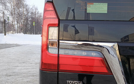 Toyota HiAce H300, 2021 год, 6 699 000 рублей, 9 фотография