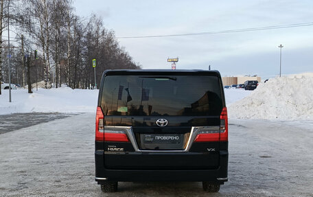 Toyota HiAce H300, 2021 год, 6 699 000 рублей, 6 фотография