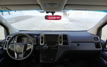 Toyota HiAce H300, 2021 год, 6 699 000 рублей, 14 фотография