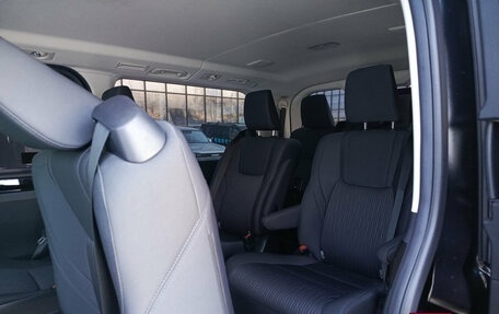 Toyota HiAce H300, 2021 год, 6 699 000 рублей, 19 фотография