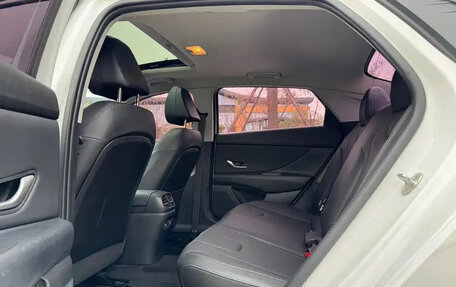 Hyundai Elantra, 2022 год, 1 193 000 рублей, 20 фотография