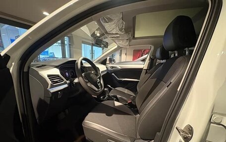 Volkswagen T-Cross I, 2023 год, 1 275 000 рублей, 8 фотография