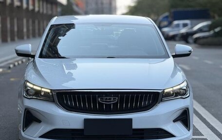 Geely Emgrand, 2022 год, 990 000 рублей, 2 фотография