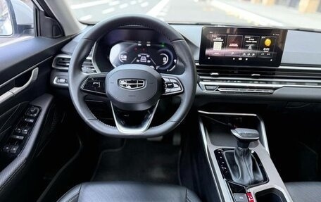 Geely Emgrand, 2022 год, 990 000 рублей, 10 фотография