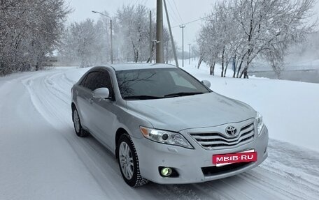 Toyota Camry, 2010 год, 1 280 000 рублей, 2 фотография