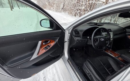 Toyota Camry, 2010 год, 1 280 000 рублей, 8 фотография