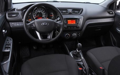 KIA Rio III рестайлинг, 2013 год, 999 000 рублей, 6 фотография