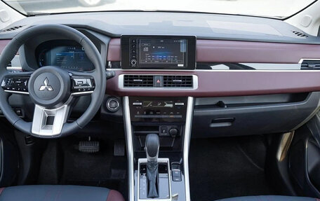 Mitsubishi Xpander, 2026 год, 2 640 000 рублей, 9 фотография