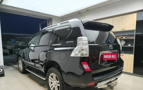 Toyota Land Cruiser Prado 150 рестайлинг 2, 2010 год, 2 950 000 рублей, 7 фотография