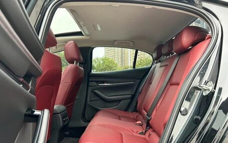 Mazda 3, 2023 год, 1 650 000 рублей, 8 фотография