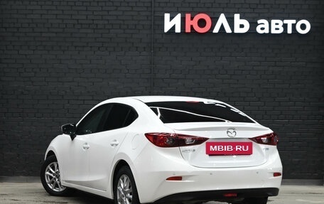 Mazda 3, 2018 год, 1 600 000 рублей, 4 фотография