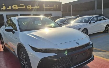 Toyota Crown, 2026 год, 7 500 000 рублей, 1 фотография