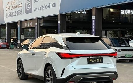 Lexus RX IV рестайлинг, 2025 год, 7 140 000 рублей, 4 фотография