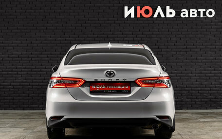 Toyota Camry, 2020 год, 3 120 000 рублей, 5 фотография