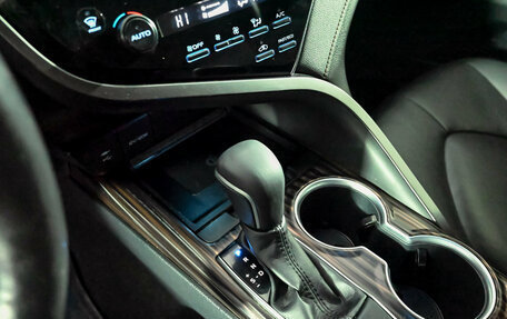 Toyota Camry, 2020 год, 3 120 000 рублей, 14 фотография