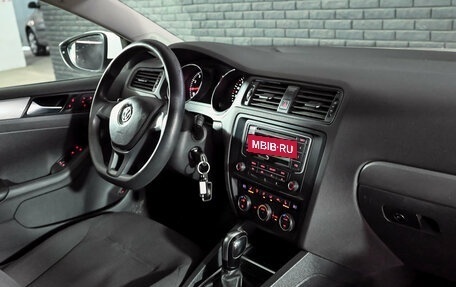 Volkswagen Jetta VI, 2015 год, 1 250 000 рублей, 14 фотография