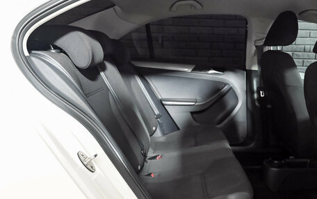 Volkswagen Jetta VI, 2015 год, 1 250 000 рублей, 16 фотография