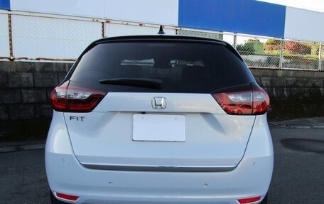 Honda Fit, 2022 год, 1 098 000 рублей, 7 фотография