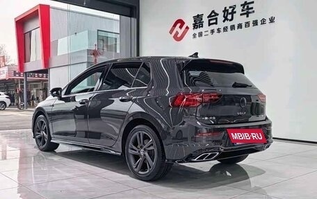 Volkswagen Golf VIII, 2023 год, 2 120 000 рублей, 6 фотография