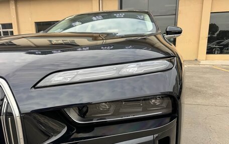 BMW 7 серия, 2025 год, 15 000 000 рублей, 11 фотография