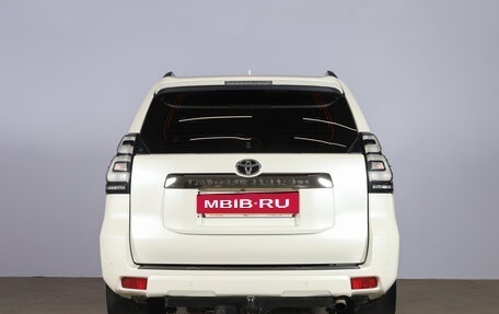 Toyota Land Cruiser Prado 150 рестайлинг 2, 2020 год, 6 199 000 рублей, 6 фотография