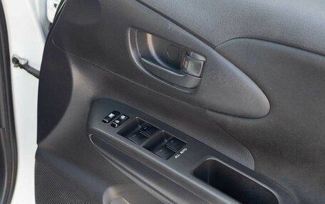 Toyota Wish II, 2013 год, 1 500 000 рублей, 15 фотография